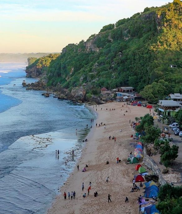 Pantai Indrayanti Jogja Spot, Lokasi dan Harga Tiket 2020